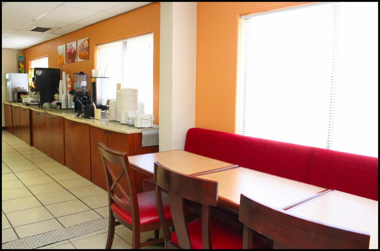 Ramada By Wyndham Tucson Airport Hotell Drexel Heights Eksteriør bilde